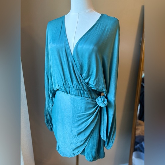 Zara cocktail plunge mini dress - Picture 1 of 4